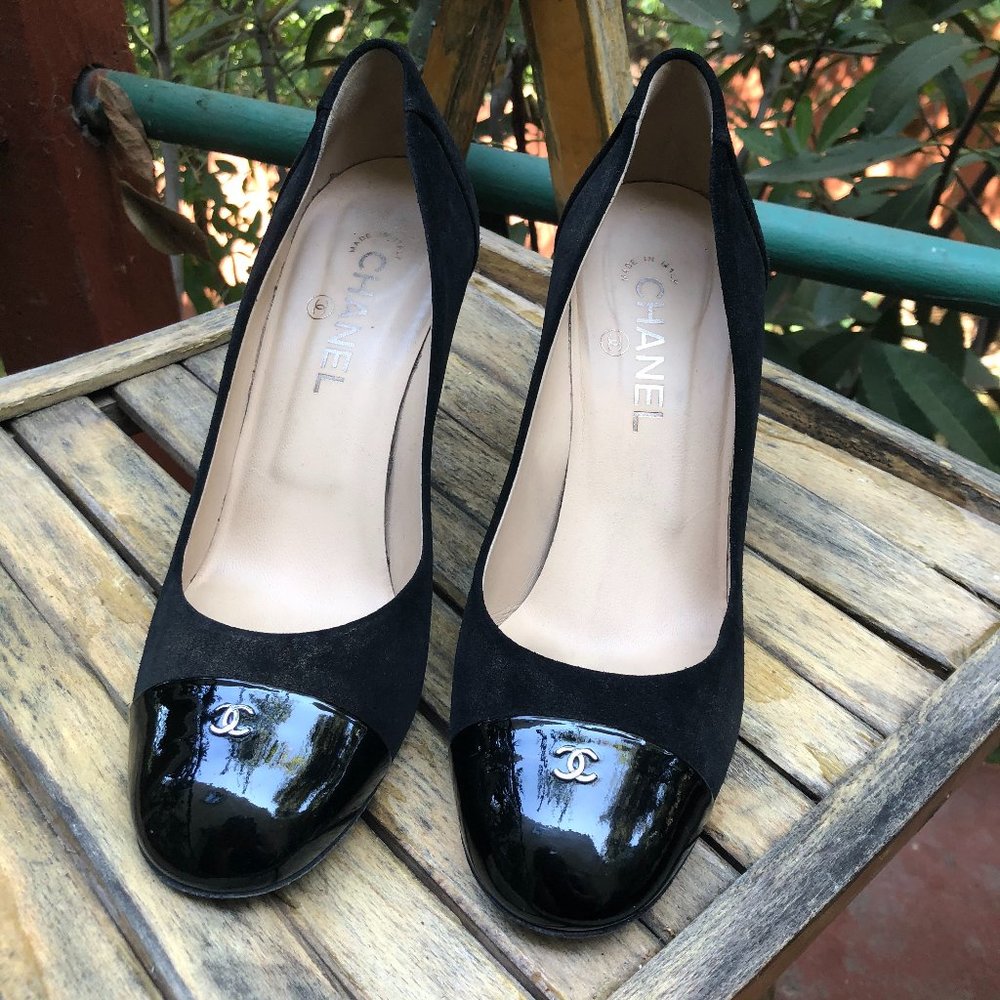Chanel Heals, Classic Black with Gold Shimmer